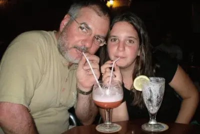 Robandole el refresco a papa jigsaw puzzle