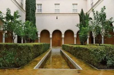 patio palacio de altamira