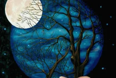 luna con arbol