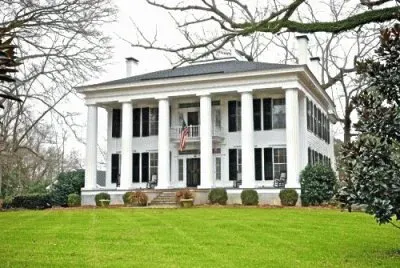 Southern plantation Home  Alabama  USA