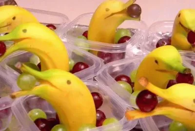 Fruitcup Dolphins from Bananas
