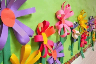 Paper Flowers made by Youngsters at School