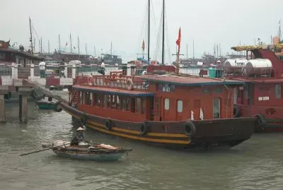 marchande de lÃ©gumes  (Baie d   'Along Vietnam)