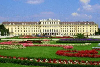 SchÃ¶nbrunn Palace Vienna