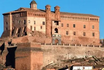 CASTILLO DE PAPA LUNA