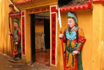 entrÃ©e de temple   (Vietnam) jigsaw puzzle