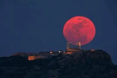 פאזל של luna