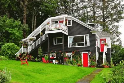 Modern House Sitka  Alaska