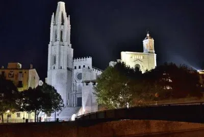 Girona de nit