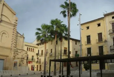 Plaza en XÃ¡tiva jigsaw puzzle