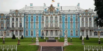 Catherine the Great 's Palace  St. Petersburg