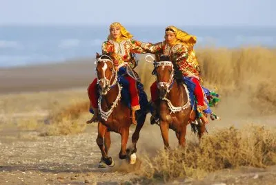 Oman women horseriders