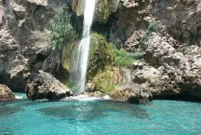 פאזל של baÃ±os