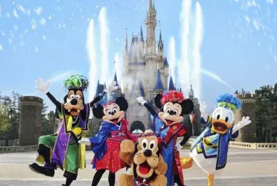 Disney Friends in Tokyo Disney