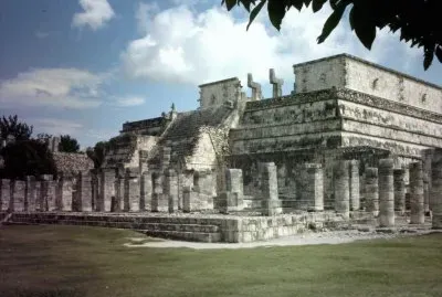 CHICHEN ITZA