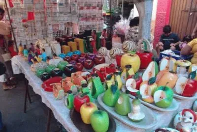 Tianguis en Tonala