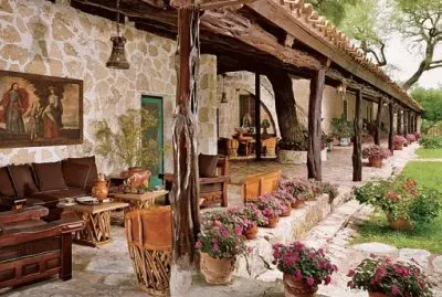 Mexican Hacienda with open porch