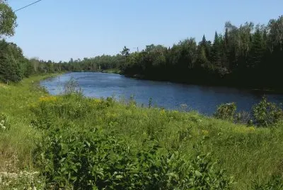 פאזל של River scene near Quarryville Bridge NB