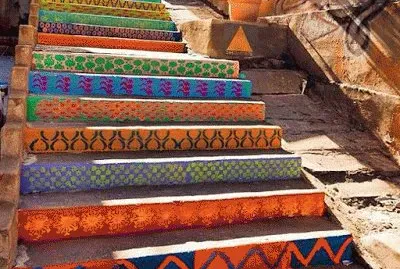 פאזל של ESCALERA COLORIDA