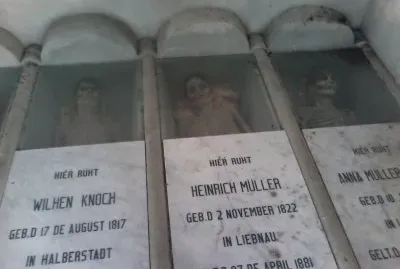 MOMIAS DEL MAUSOLEO KNOCH VENEZUELA jigsaw puzzle