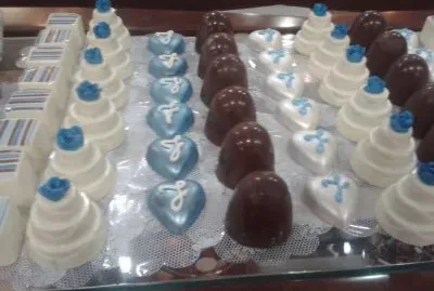 mesa chocolate azul
