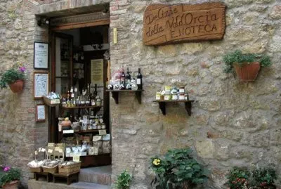 TIENDA EN LA TOSCANA, ITALIA jigsaw puzzle