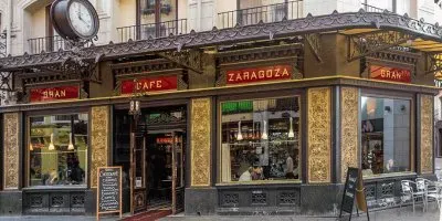 CAFE EN ZARAGOZA jigsaw puzzle