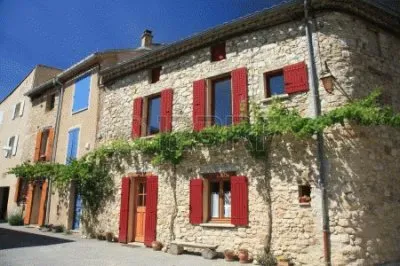 CASA ANTIGUA, FRANCIA jigsaw puzzle