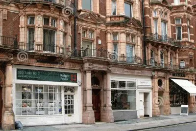 TIENDA EN LONDRES jigsaw puzzle