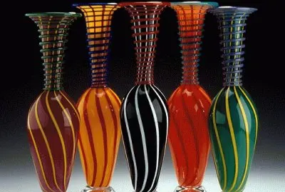 פאזל של Colored Vases