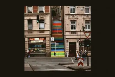 Escaleras de colores