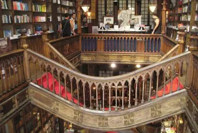 UNA LIBRERIA MUY ESPECIAL jigsaw puzzle