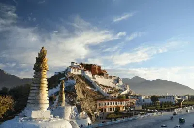 LHASA.