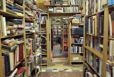 LIBRERIA DE USADO jigsaw puzzle