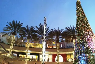 christmasy