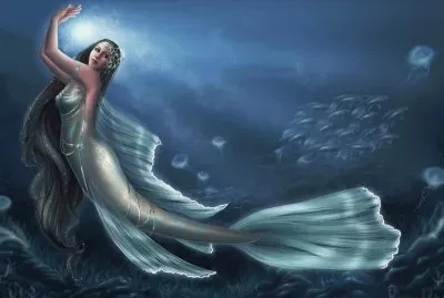 Sirena en el fondo del mar