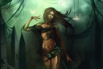 Mujer con ramas en la noche