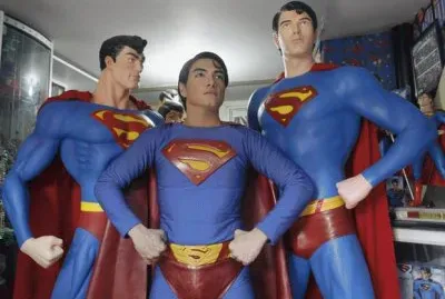 SUPER MAN