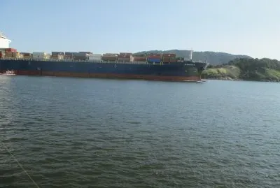Navio de Carga em Santos - SP
