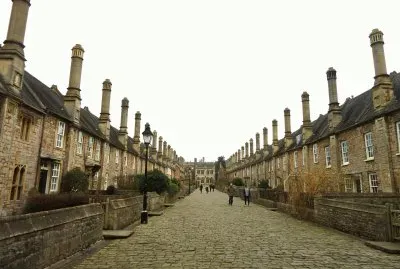 Vicars close Wells 2