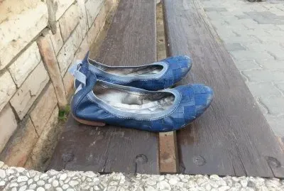 abanded shoes