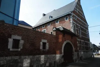 Town hall 1630 (Theux-Belgium) jigsaw puzzle