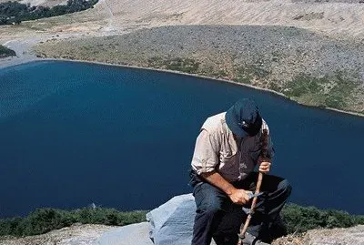 CrÃ¡ter del Batea Mahuida. NeuquÃ©n. Argentina jigsaw puzzle