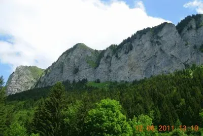 Barre rocheuse (Alpes-FR)