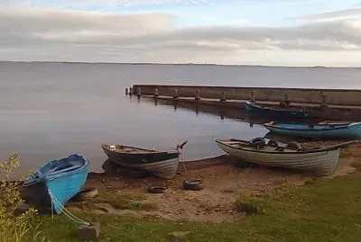 Pier at Robert Shaw Monument