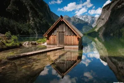wooden-house 888