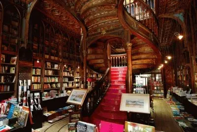 LibrerÃ­a en Oporto. Portugal