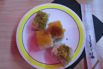 Platito con sushi