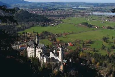 פאזל של Neuschwanstein. Baviera. Alemania