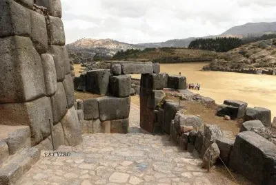 SACSAYHUAMAN